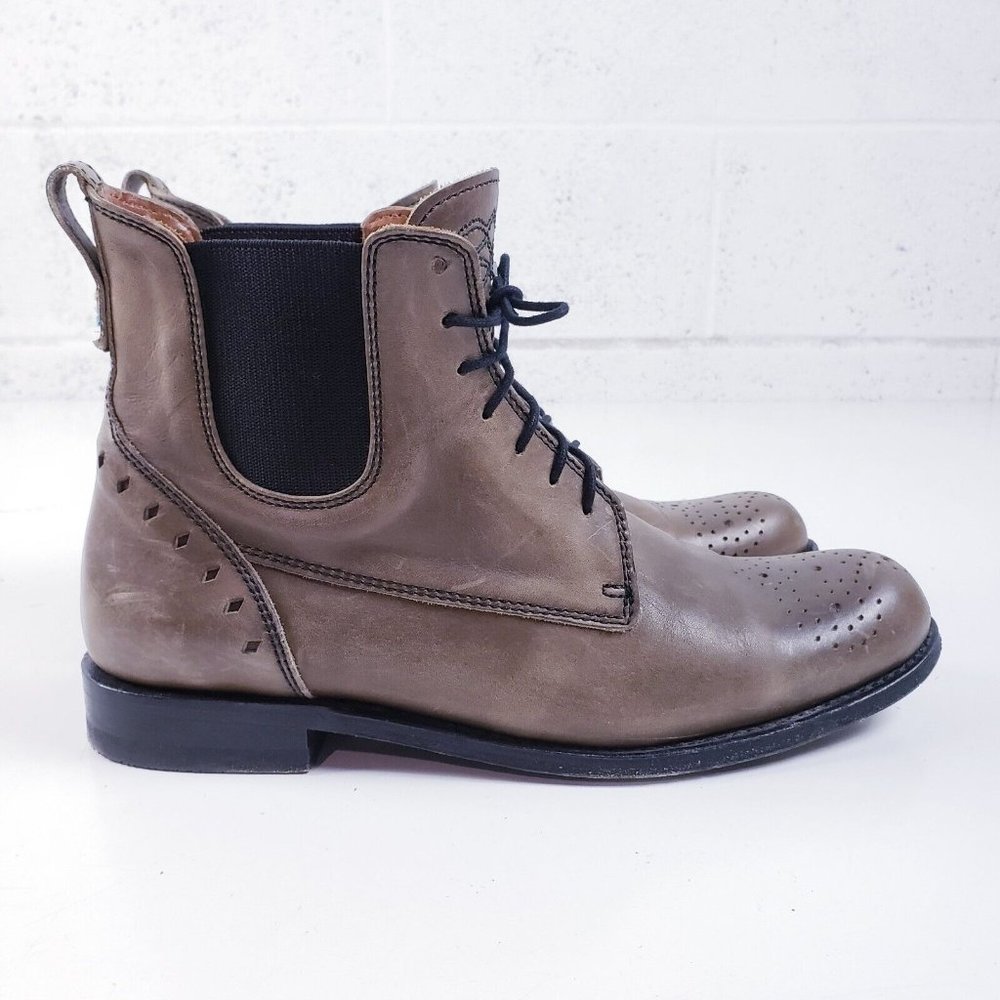 Ariat Two24 Women's Size 8.5 Taupe Leather Lace Up Brogue Ankle Boot Low Heel